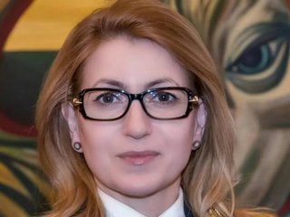 Предложената за министър на МВР Благородна Макева е била председател