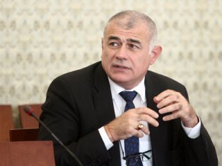Георги Гьоков депутат от БСП Правилникът на БСП позволява различно