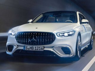     През 2023 г. Mercedes-AMG S 63 E Performance се