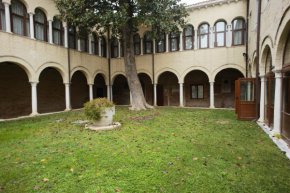 Българският павилион ще бъде разположен в зала Тициан в Centro Culturale Don Orione Artigianelli. 
