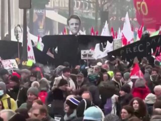 Пореден ден на стачки заради пенсионната реформа във Франция След