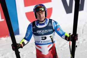 На домашния за Пентюро шампионат в Куршевел/Мерибел 31-годишният скиор повтори успеха си от 2019 година, когато взе златото в Оре (Швеция) в същата дисциплина.