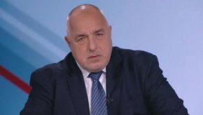 
"Защо "Да, България" и "Продължаваме промяната" не влязоха (б.р. за обсъждането) на Закона за пране на пари", попита Борисов.