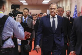 
Лавров изрази смущението си пред домакина и други страни от "глобалния Юг" по време на срещата на върха на външните министри на страните членки, която се провежда в президентския дворец в столицата в четвъртък.