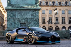Наречен на името на френския състезателен пилот Алберт Диво, Bugatti Divo е това, което се случва, когато Bugatti Chiron е преработен за чист екстаз при шофиране на писта