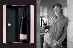Фльор дьо Миравал е плод на сътрудничеството между актьора и продуцент, който притежава Шато Миравал във Франция, и две лозаро-винарски фамилии - Перен и Петерс. След пет години работа Фльор дьо Миравал се появи на пазара през 2020 г., като беше обявено за единственото шампанско, посветено изключително на розето.