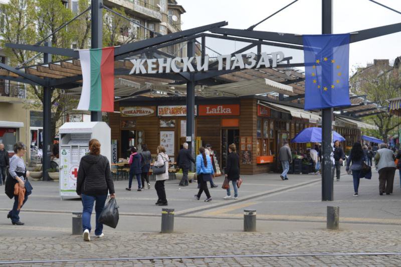 Женският пазар е най-популярният в София, сочат данните от представително