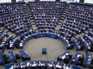 Голяма група евродепутати призова днес за данък за богаташите сходен