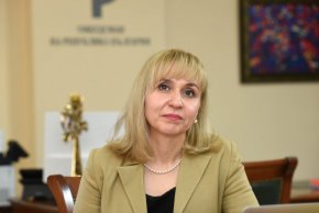 
Омбудсманът Диана Ковачева сезира служебния премиер Гълъб Донев за необходимостта от спазване на законите относно прилагане на мерките за социално подпомагане на хората с ниски доходи при заплащане на водоснабдителните услуги.