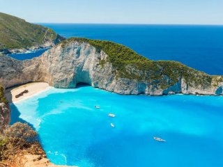 Гърция е страна изпълнена с чудеса исторически забележителности и вкусна