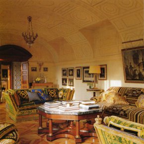 Разкошният дом на Донатела Версаче в Милано