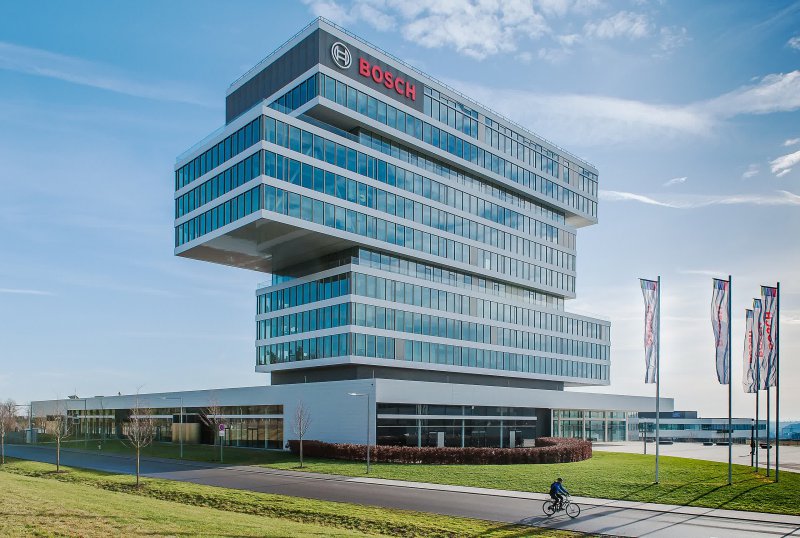 Тази седмица немският инженерен гигант Bosch се сблъска с обществено