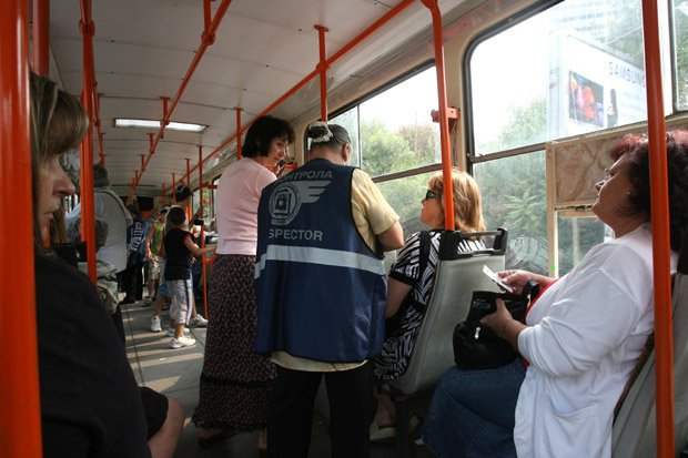 Нередовните пътници в Столичния градски транспорт, които при проверка от