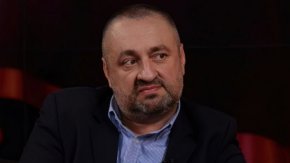 
Искането за отстраняване на Тодоров като зам. - директор на НСлС беше направено през месец май от Борислав Сарафов, преди да бъде избран за и.ф. главен прокурор.
