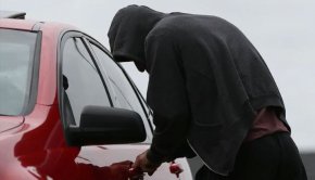 11 души са задържани за кражбата на поне 4 автомобила. Колите са откраднати от Слънчев бряг, Пловдив и Стара Загора.