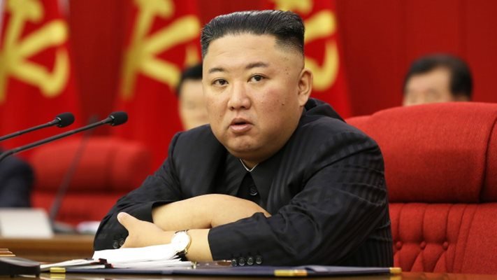 Севернокорейският лидер Ким Чен-ун смени началника на генералния щаб на