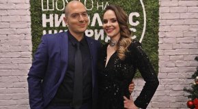 След като цяло лято вървяха спекулации, че той и прителката му, актрисата Боряна Братоева, ще стават родители, на старта на новия сезон на шоуто му по бТВ се очакваше развръзката.