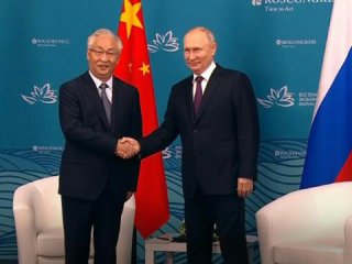 Руският президент Владимир Путин се срещна с китайския вицепремиер Чжан