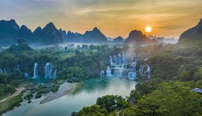 


Водопадите Бан Гиок, Виетнам