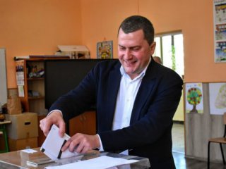 Станислав Владимиров отново ще управлява Перник сочат резултатитеот вота в