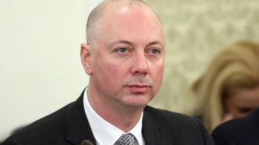 
Председателят на НС Росен Желязков насрочи разглеждането на вота на недоверие към правителството, внесен от БСП, “Възраждане” и ИТН, за 15 ноември, сряда. Гласуването ще се проведе на следващия ден.