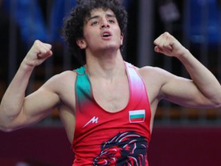 Едмонд Назарян спечели първо място в категория до 63 кг