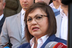 Оценка Слаб (2) за правителството постави лидерът на БСП Корнелия Нинова