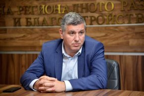 Министърът на регионалното развитие Андрей Цеков е направил смяна в ръководството на Агенция "Пътна Инфраструктура"