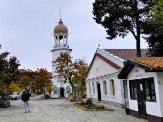 Рецидивист открадна дарения от манастира Св Георги в Поморие Той