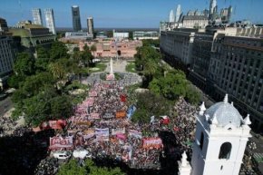Аржентина представи реформи - "шокова терапия"