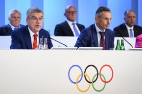 Президентът на МОК Томас Бах се противопоставя на включването на електронните спортове