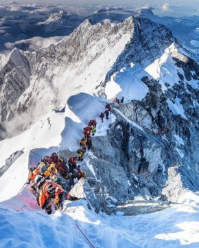   Стъпката на Хилари по път за Еверест