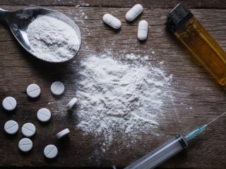 България оглавява печалната класация за ранна употреба на наркотични вещества