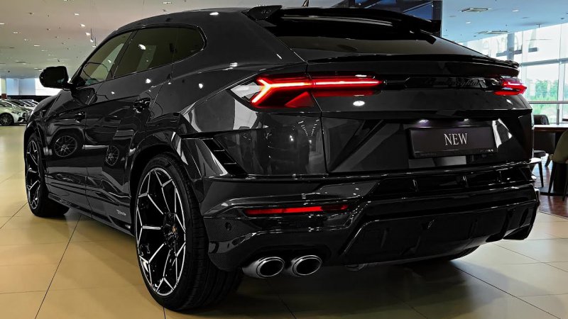 Lamborghini Urus от 2024 г. не е просто екзотичен SUV