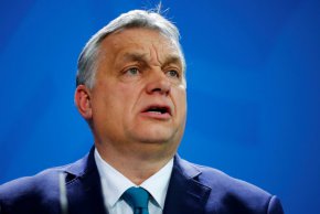 Унгарският министър-председател Виктор Орбан изрази надежда, че новоодобреният пакет от помощи на ЕС за Украйна в размер на 50 млрд. евро (54 млрд. долара) ще бъде използван в подкрепа на цивилното население, като се предотврати сривът на фалиралата държава, а не за финансиране на повече оръжия и кръвопролития.