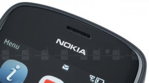 Телефоните Nokia се смятаха за мъртви, докато HMD, компания, създадена от няколко бивши служители на Nokia, не придоби бизнеса с мобилни телефони на Microsoft през 2016 г. и не възроди марката. 