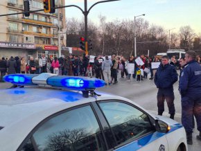 Протест заради кмет-гурбетчия затвори бул. Сливница в час-пик