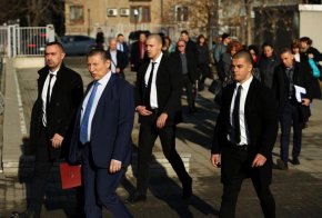 Софийската градска прокуратура закъсня с обвинението към Мартин Божанов с прякор Нотариуса.