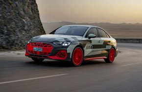Audi е близо до пускането на обновена версия на актуалния компактен седан и хечбек A3, а актуализации са планирани и за ориентираните към представянето модели в гамата - S3 и RS 3.