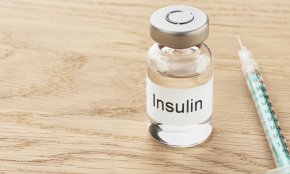 
По думите му, ограничението доказано работи и така у нас остават достатъчни количества инсулини. Към момента са осигурени количества от инсулина Тресиба - един от дефицитните видове. 