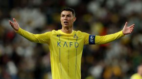 Комисията по етика към Футболната федерация на Саудитска Арабия е призовала Кристиано Роналдо да представи своята версия за неговите жестове от последния мач на Ал-Насър срещу Ал-Шабаб.