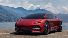 Aehra, италиански стартъп за електрически превозни средства, чийто съосновател и ръководител на дизайна е бившият шеф на Lamborghini Филипо Перини, представи втория си модел.