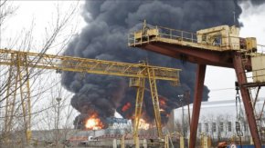САЩ призоваха Украйна да спре ударите по руските петролни рафинерии