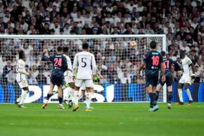 Две зрелищни равенства с общо десет отбелязани гола белязаха първите четвъртфинали в Шампионската лига.