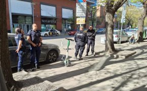 Полиция и жандармерия провеждат операция на два адреса в София.