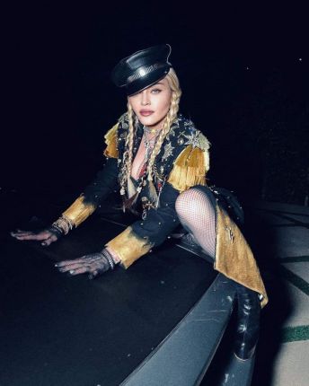  Мадона, 63, шокира с нова сесия