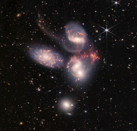 Първите 5 изображения, заснети с космическия телескоп Джеймс Уеб