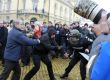 Полицията разгонва студентски протест в София,14.01.2009.